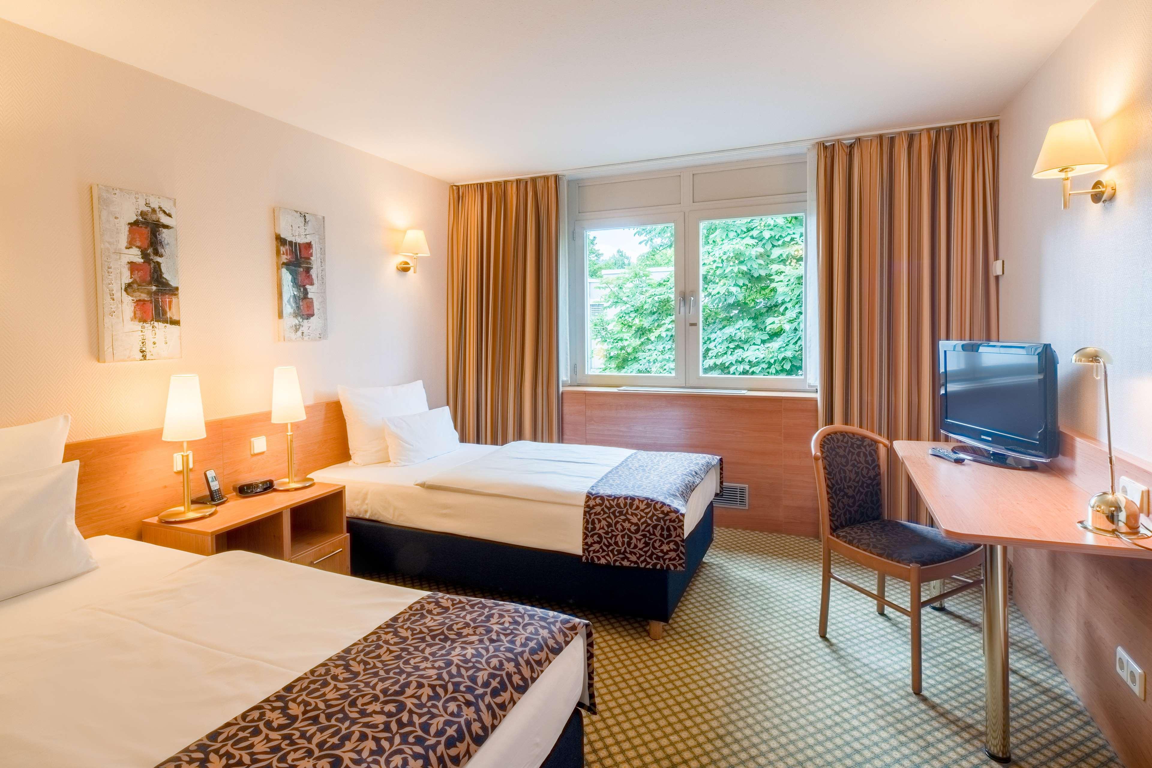 Best Western Plus Hotel Fellbach-Stuttgart Ngoại thất bức ảnh