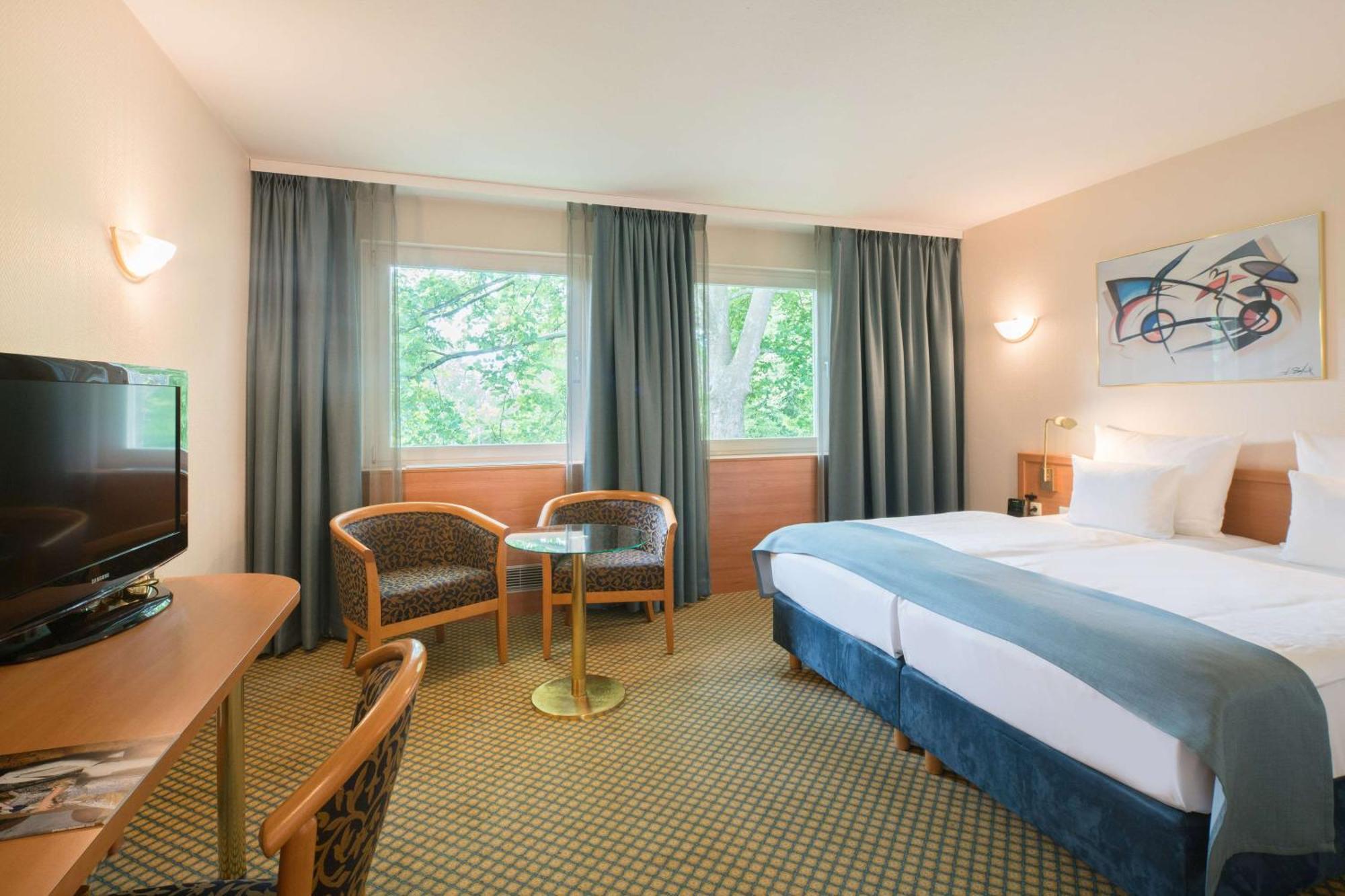 Best Western Plus Hotel Fellbach-Stuttgart Ngoại thất bức ảnh