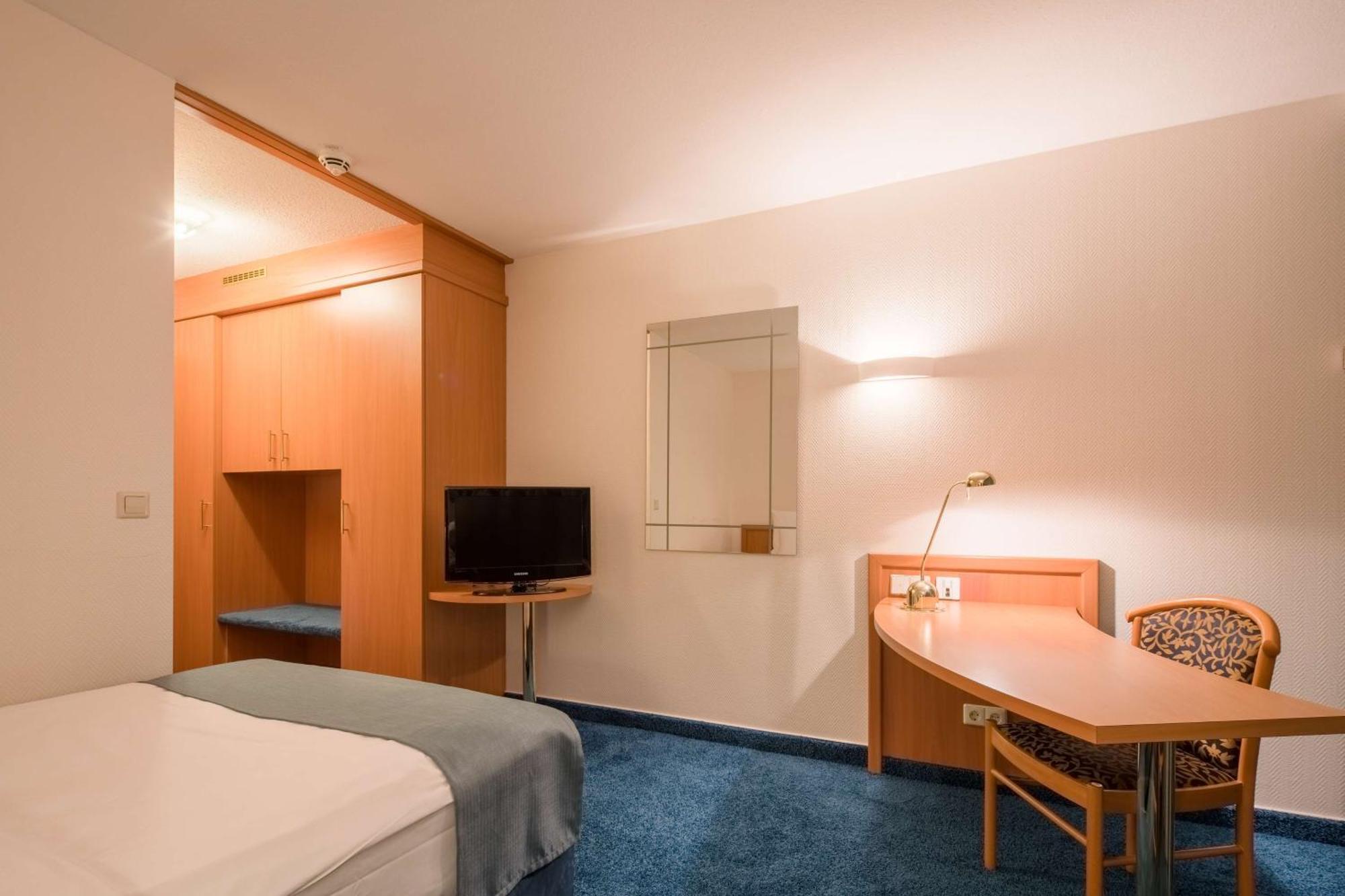 Best Western Plus Hotel Fellbach-Stuttgart Ngoại thất bức ảnh
